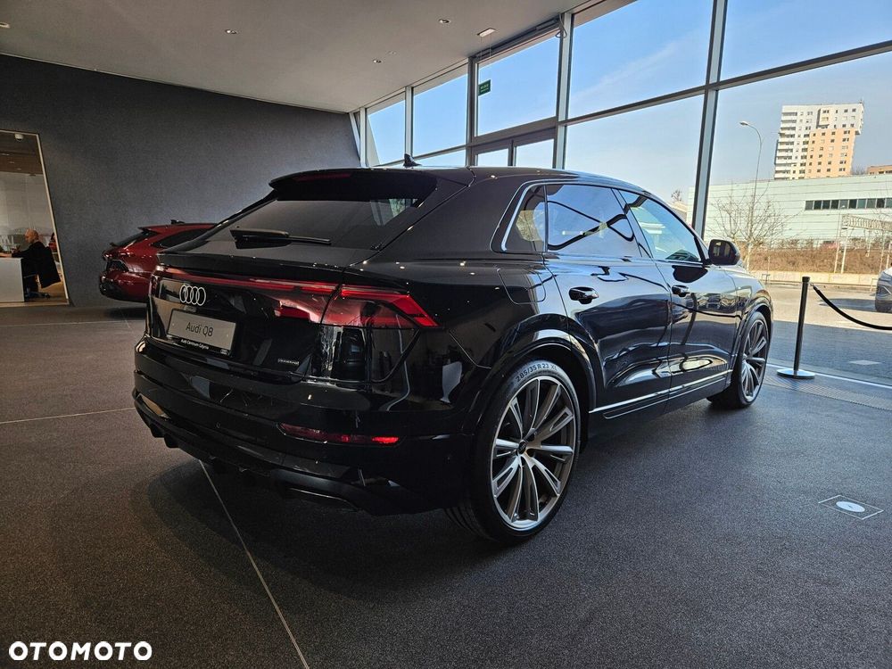 Audi Q8 - 5