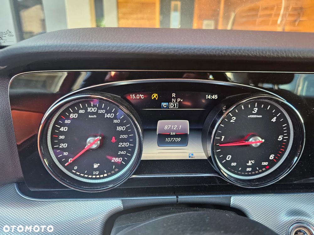 Mercedes-Benz Klasa E 220 d 9G-TRONIC - 13