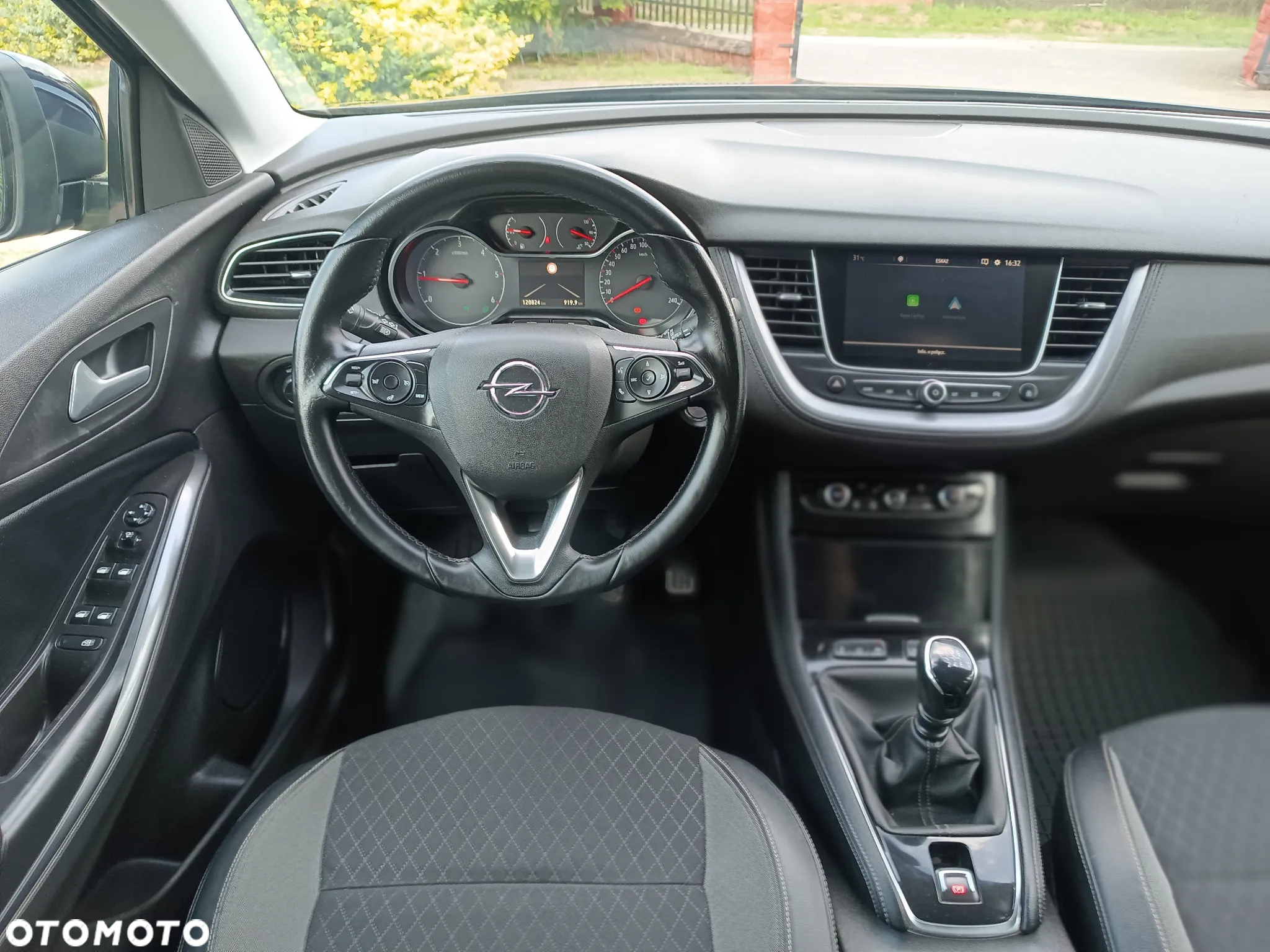 Opel Grandland X 1.6 D Start/Stop INNOVATION - 10