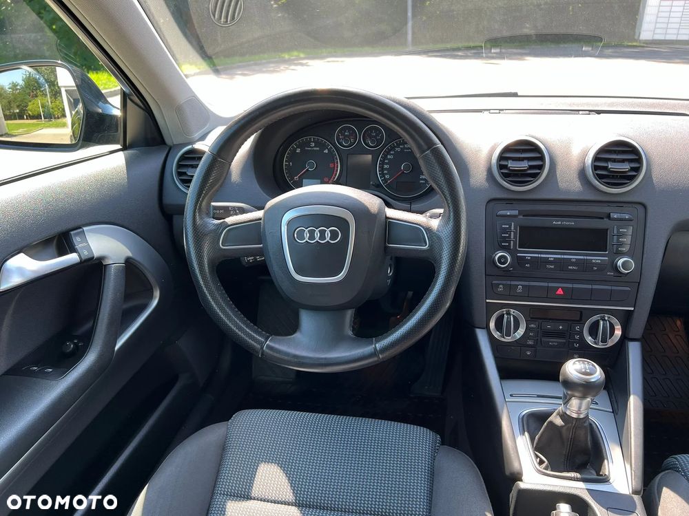 Audi A3 1.6 TDI Ambition - 24