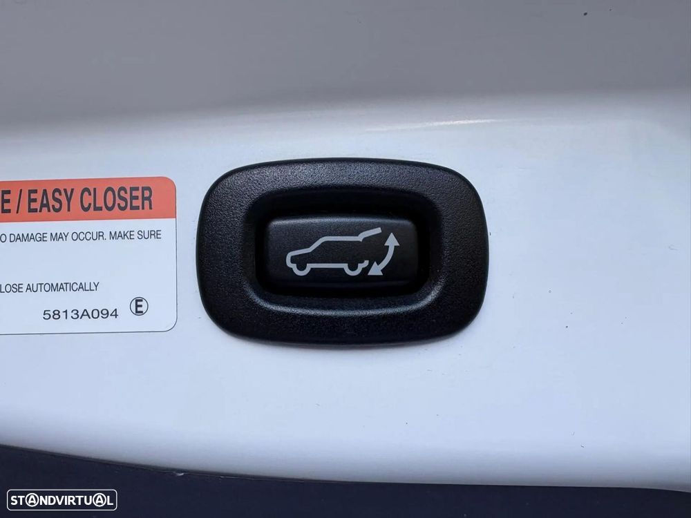 Mitsubishi Outlander 2.2 DI-D Instyle Navi - 31