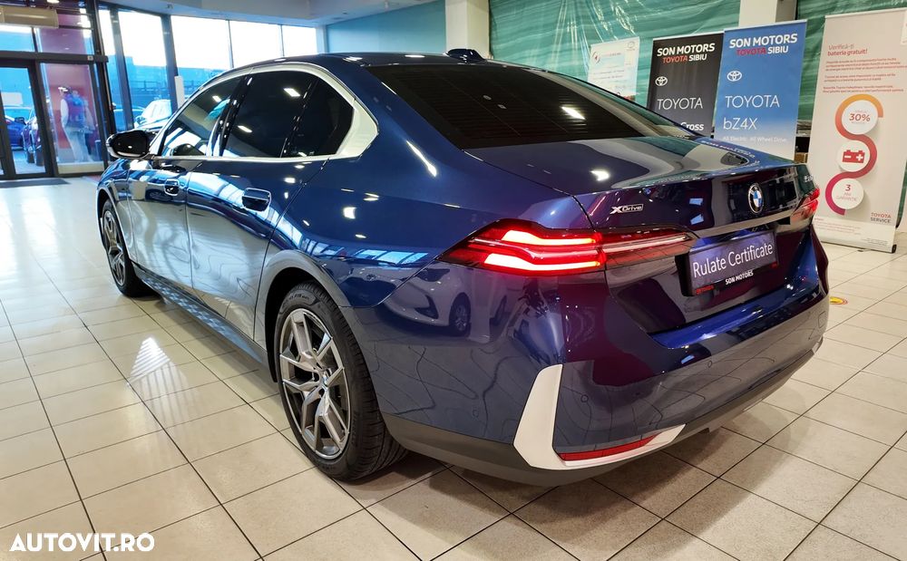 BMW Seria 5 520d xDrive AT MHEV - 4