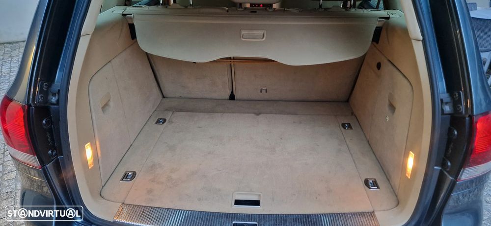 VW Touareg 3.0 TDI V6 Tiptronic - 10