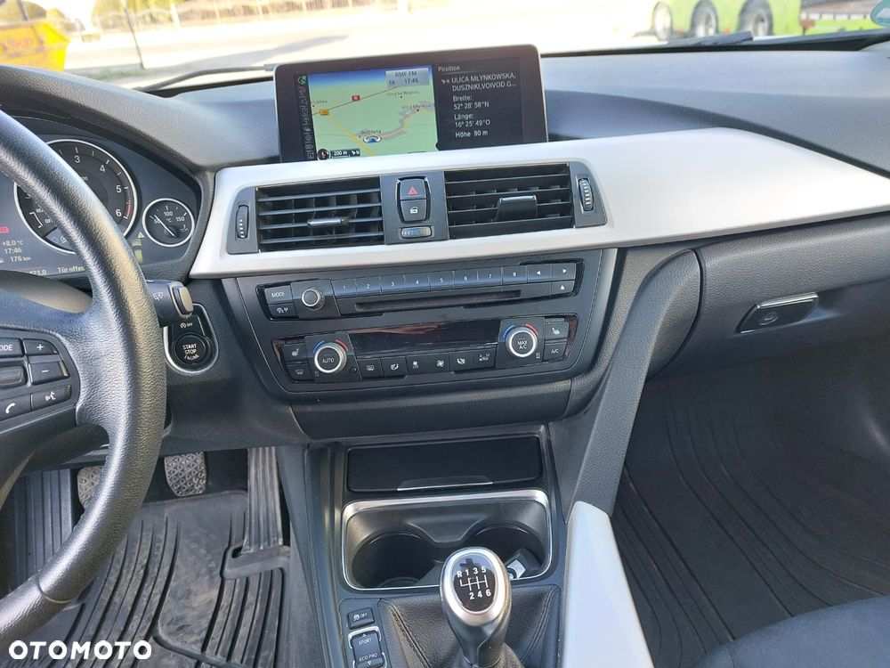 BMW Seria 3 - 16