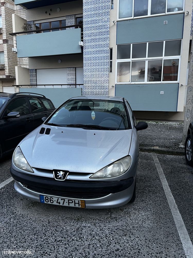 Peugeot 206 1.1 XR - 3