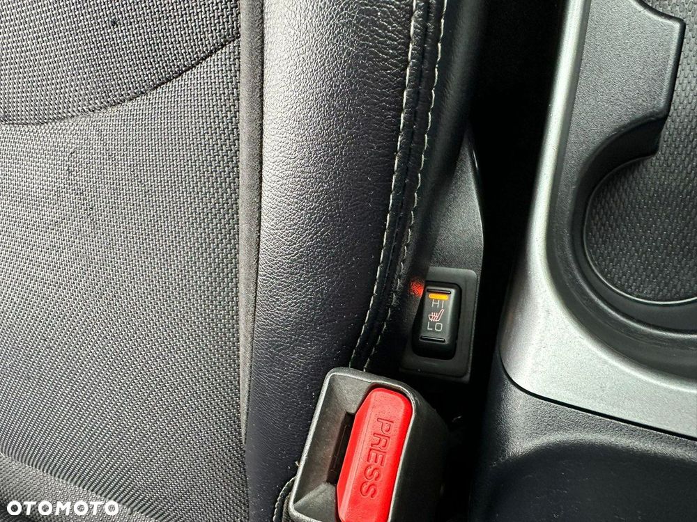 Mitsubishi Outlander - 18