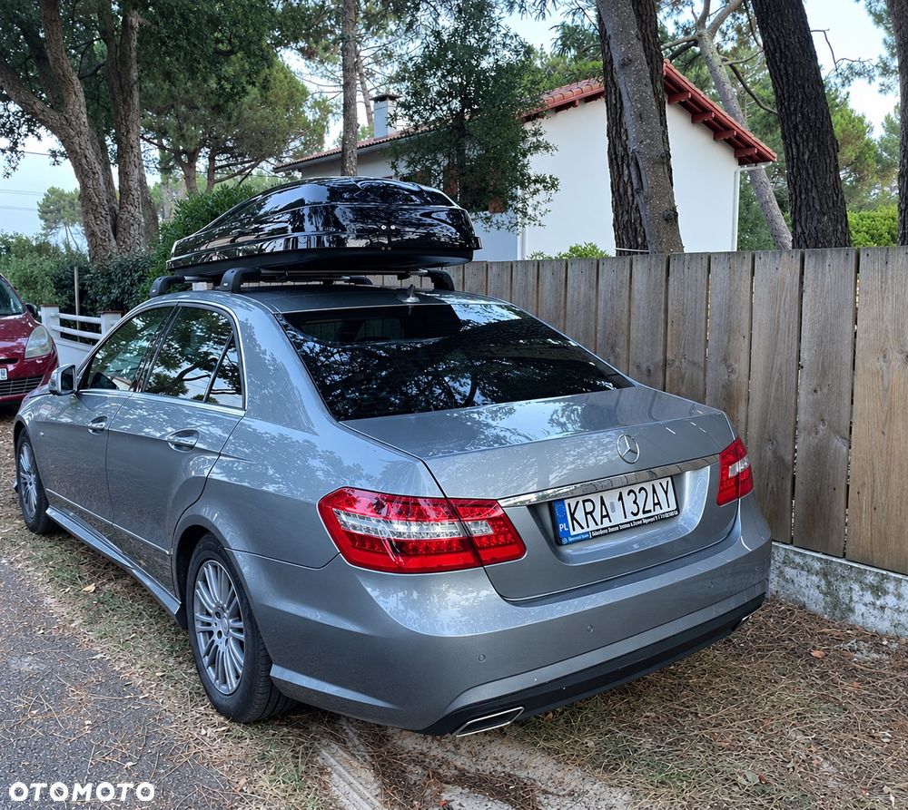 Mercedes-Benz Klasa E 250 CDI DPF BlueEFFICIENCY 7G-TRONIC Avantgarde - 4
