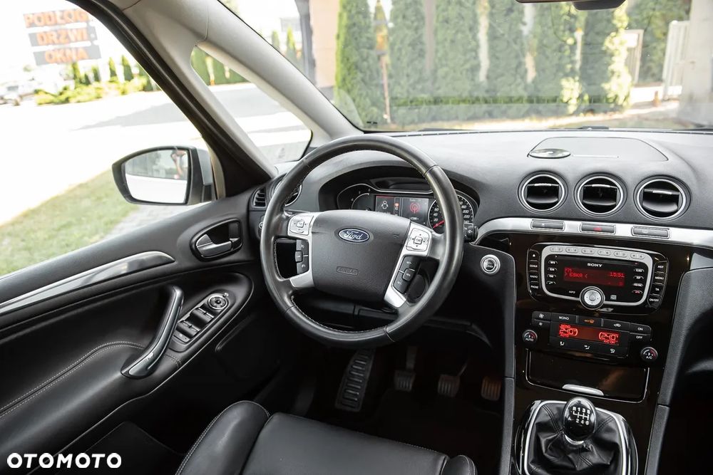 Ford S-Max 2.0 TDCi DPF Titanium X - 23