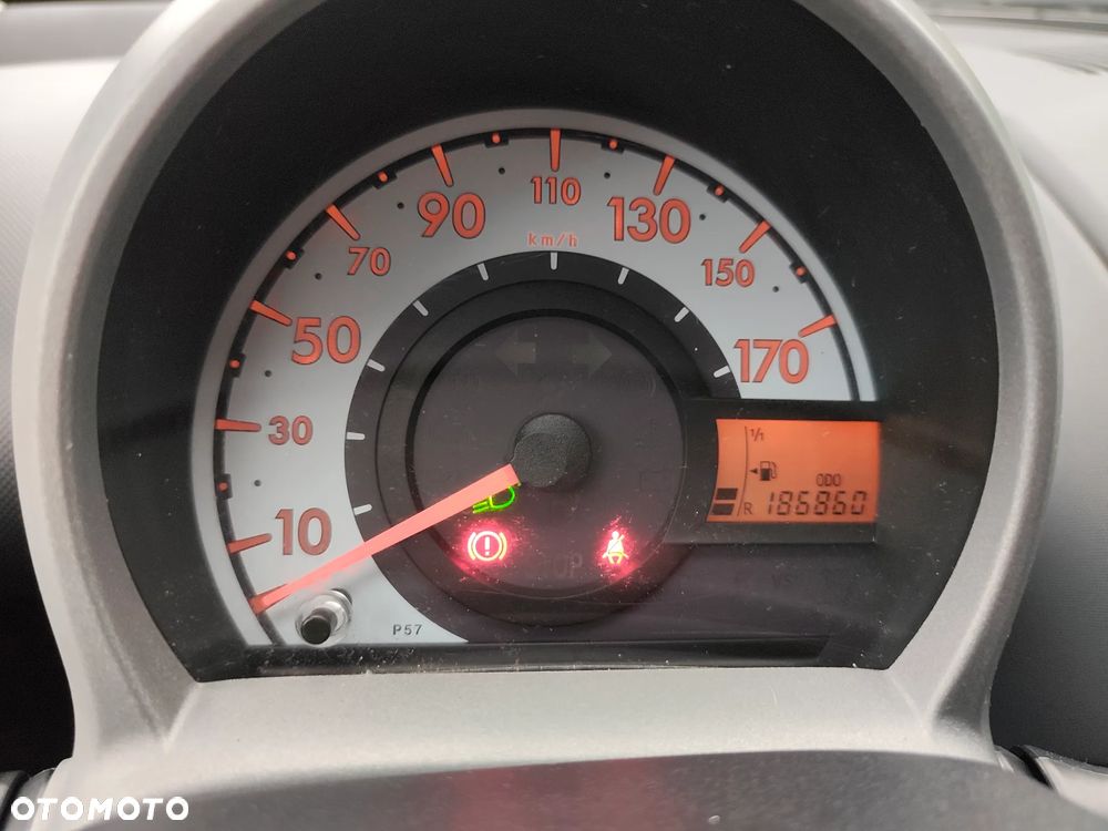 Toyota Aygo 1.0 VVT-i Luna EU5 - 16