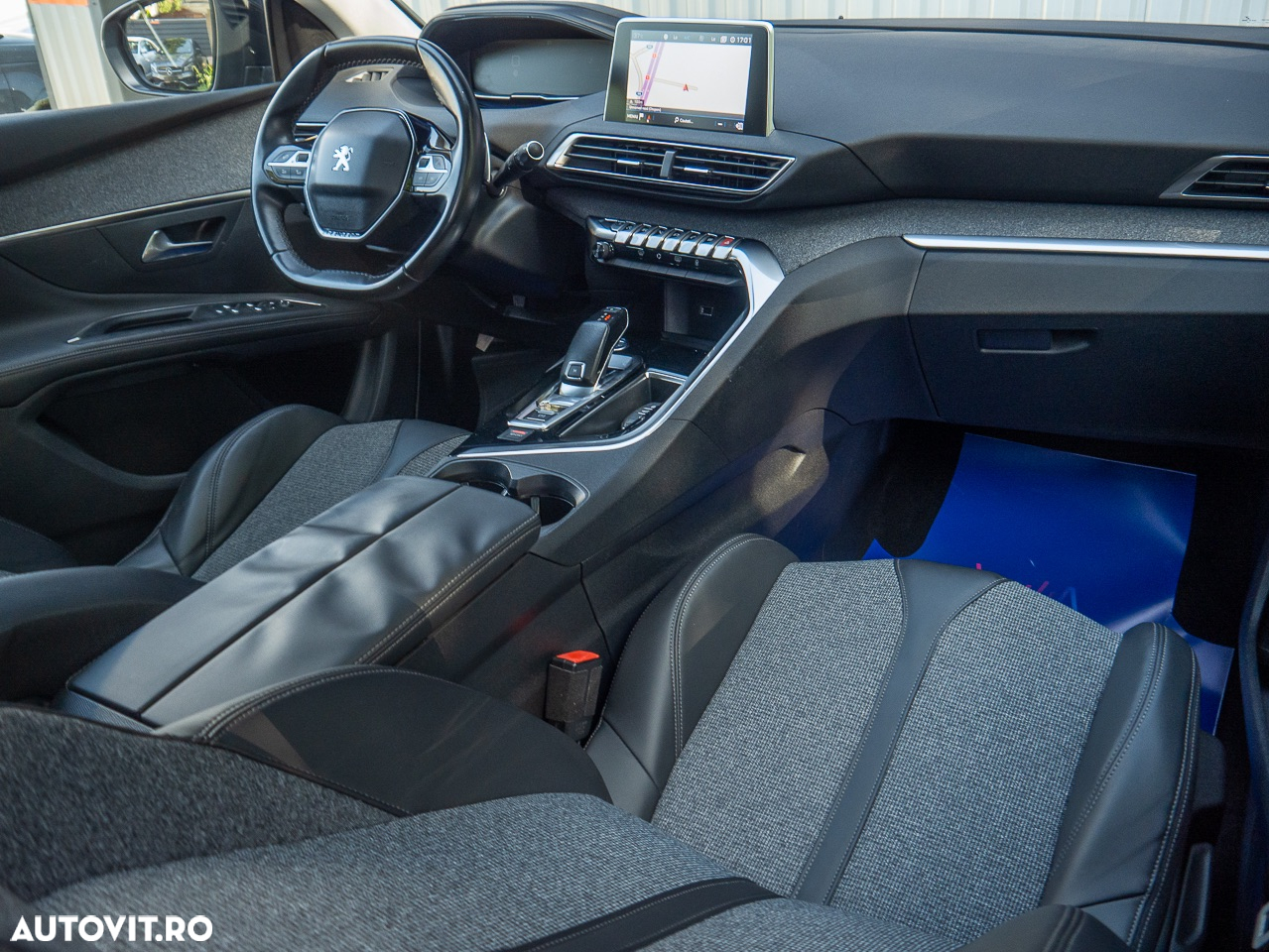 Peugeot 5008 - 26