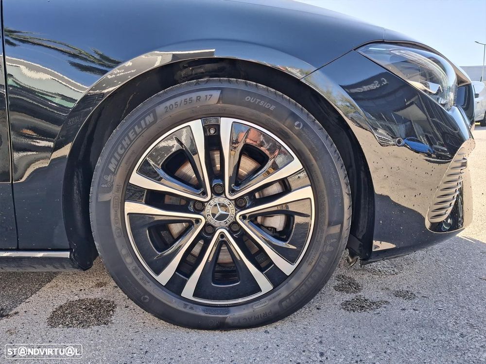 Mercedes-Benz CLA 180 d Shooting Brake Style Plus Aut. - 4