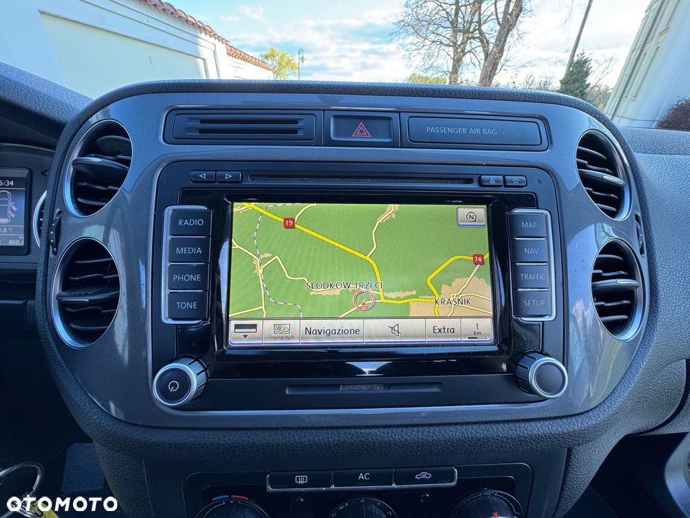 Volkswagen Tiguan - 14