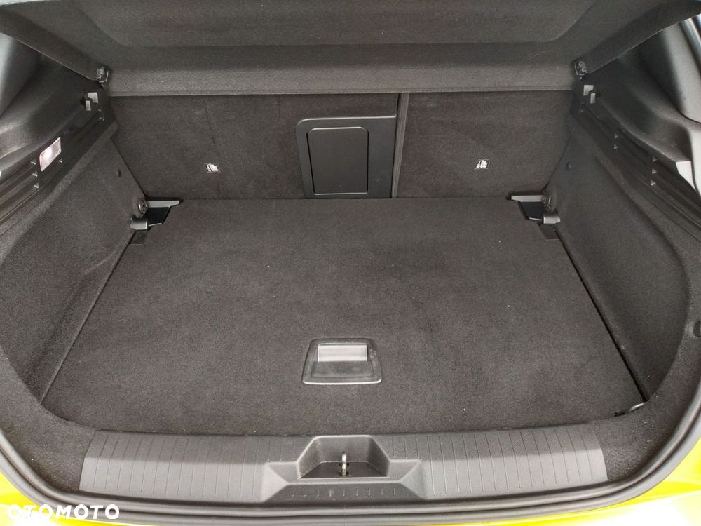 Opel Astra 1.2 T Elegance S&S - 33