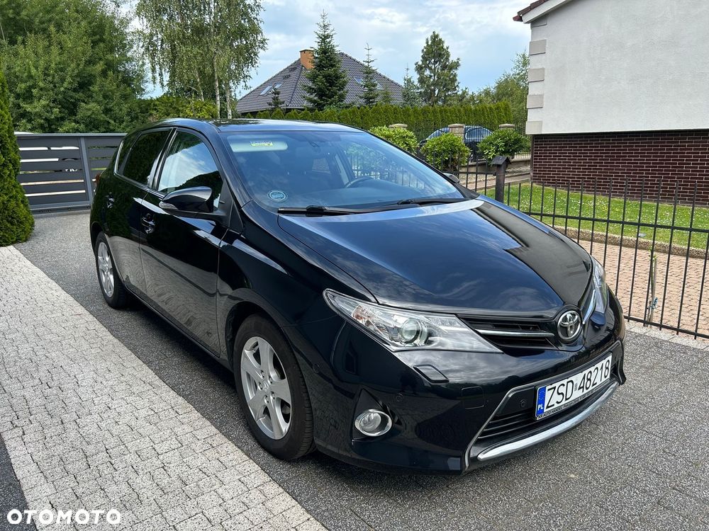 Toyota Auris 1.6 Prestige - 1