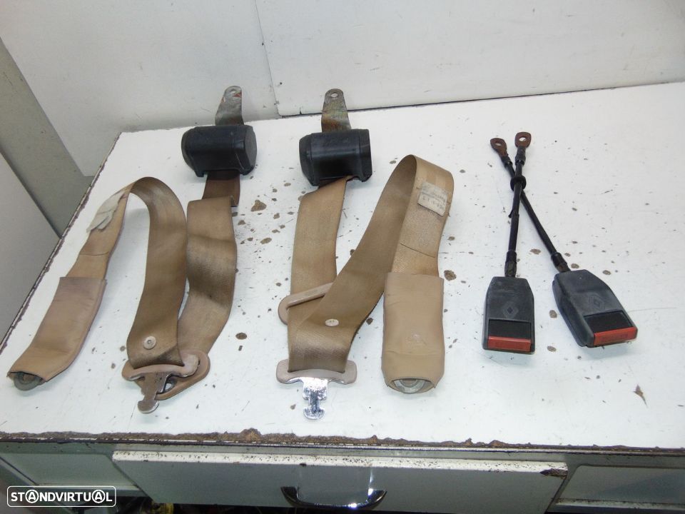 Renault antigo cintos de segurança - 1