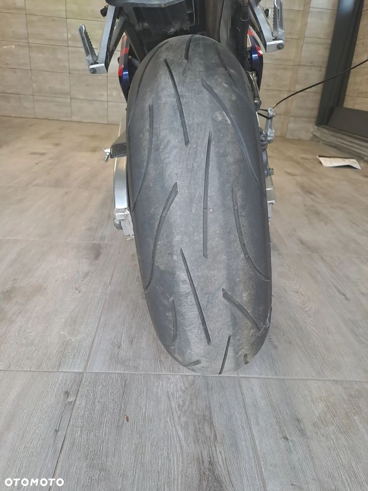 Honda CBR - 6