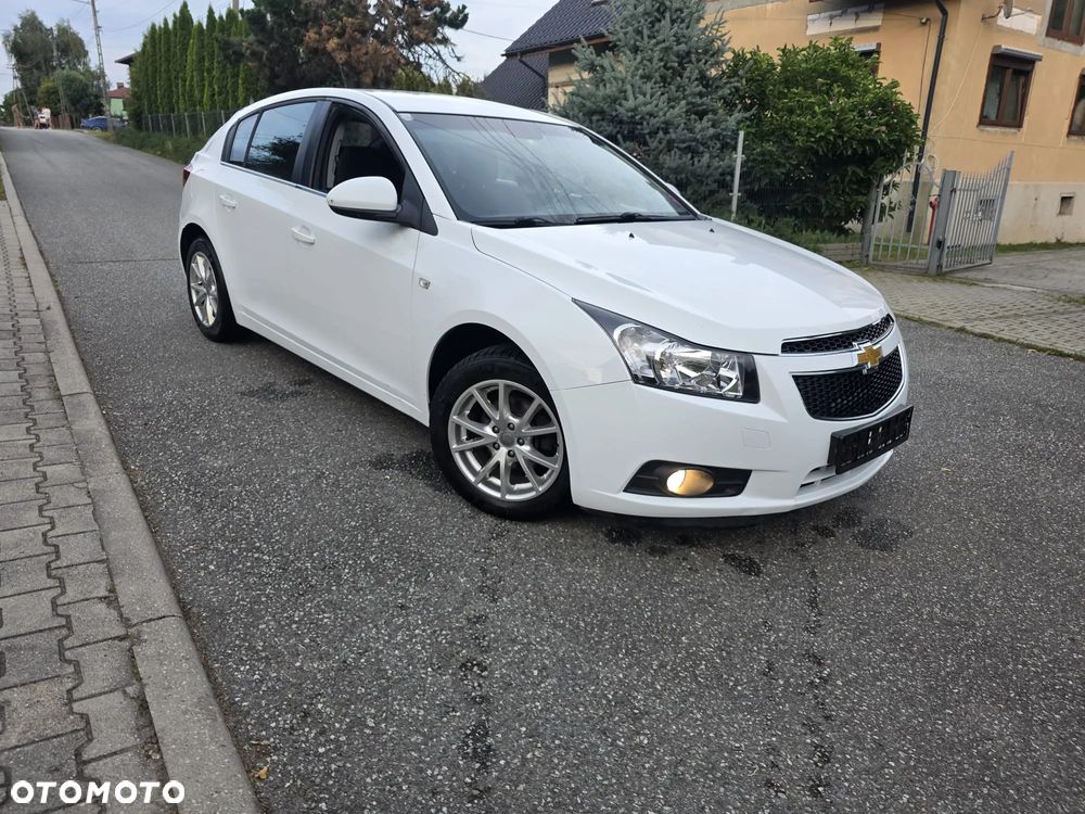 Chevrolet Cruze 1.6 LT+ - 15