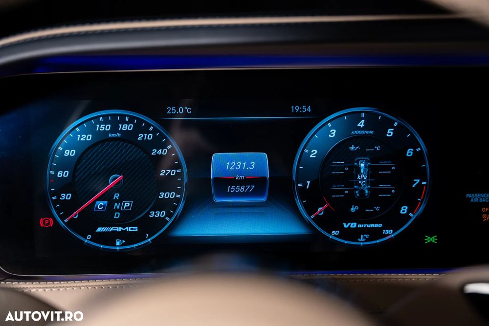 Mercedes-Benz S 63 AMG - 17