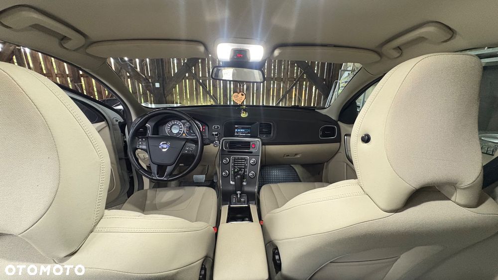 Volvo S60 - 18