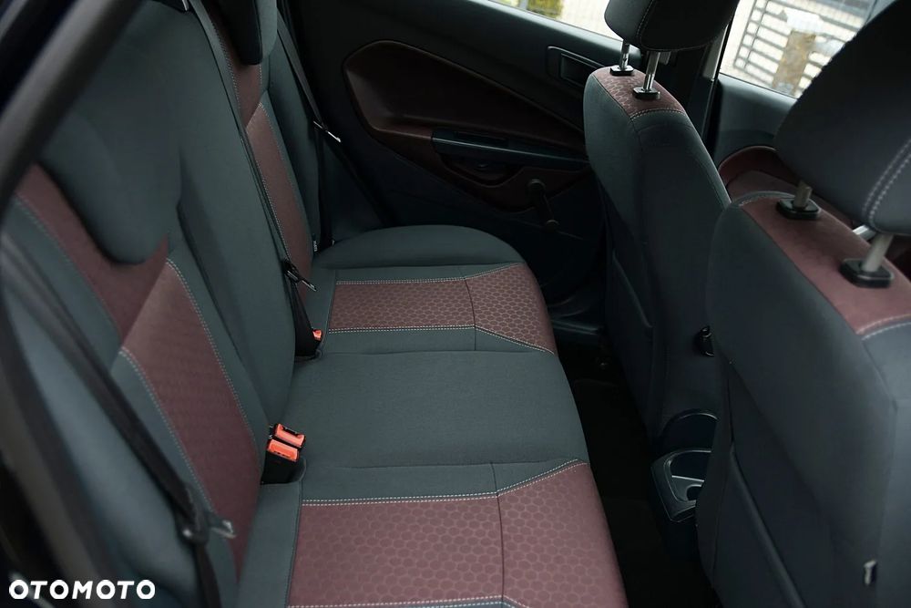 Ford Fiesta 1.25 Titanium - 19