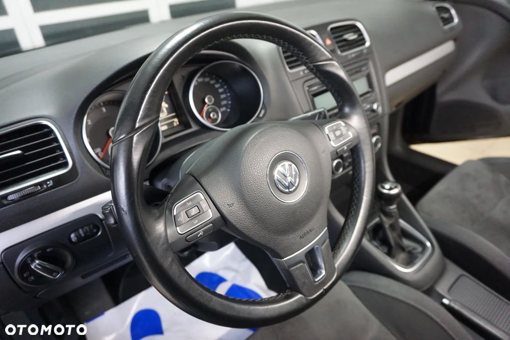 Volkswagen Golf 2.0 TDI DPF Highline - 21
