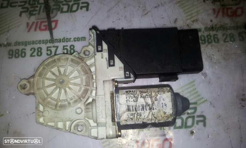 MOTOR ELEVADOR FRENTE DIREITO SEAT IBIZA 6L1 - 1