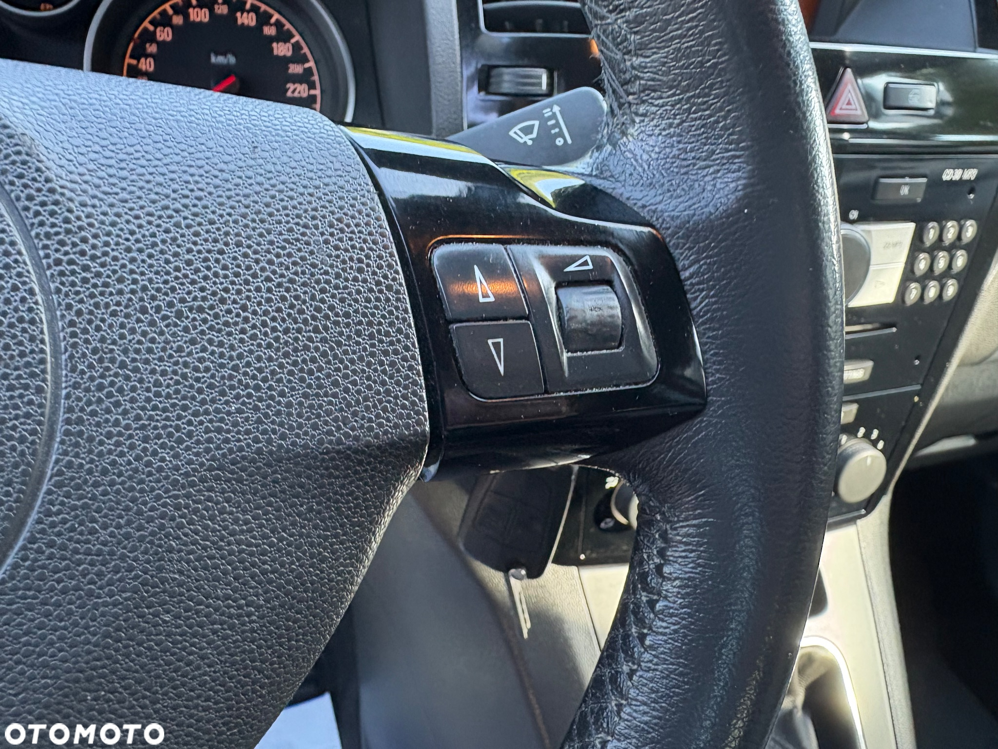 Opel Zafira 1.8 Cosmo - 17