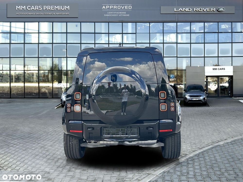 Land Rover Defender - 10