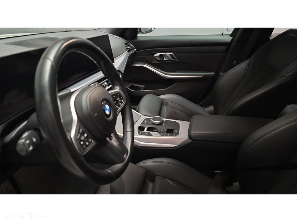 BMW Seria 3 - 30