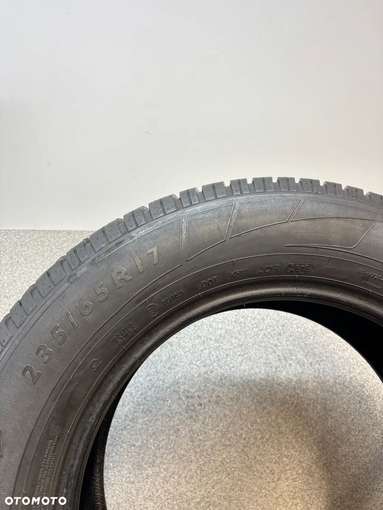 1 Opona Zimowa Dunlop 235/65/17 104H - 4