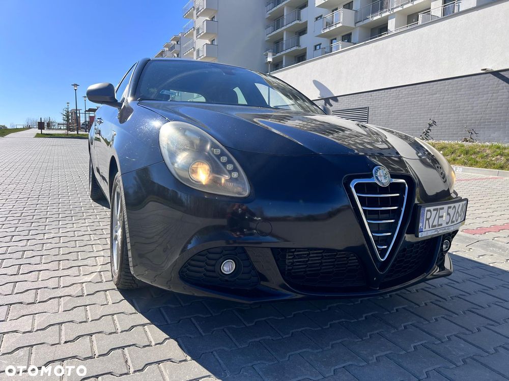 Alfa Romeo Giulietta 1.6 JTDM Veloce - 9