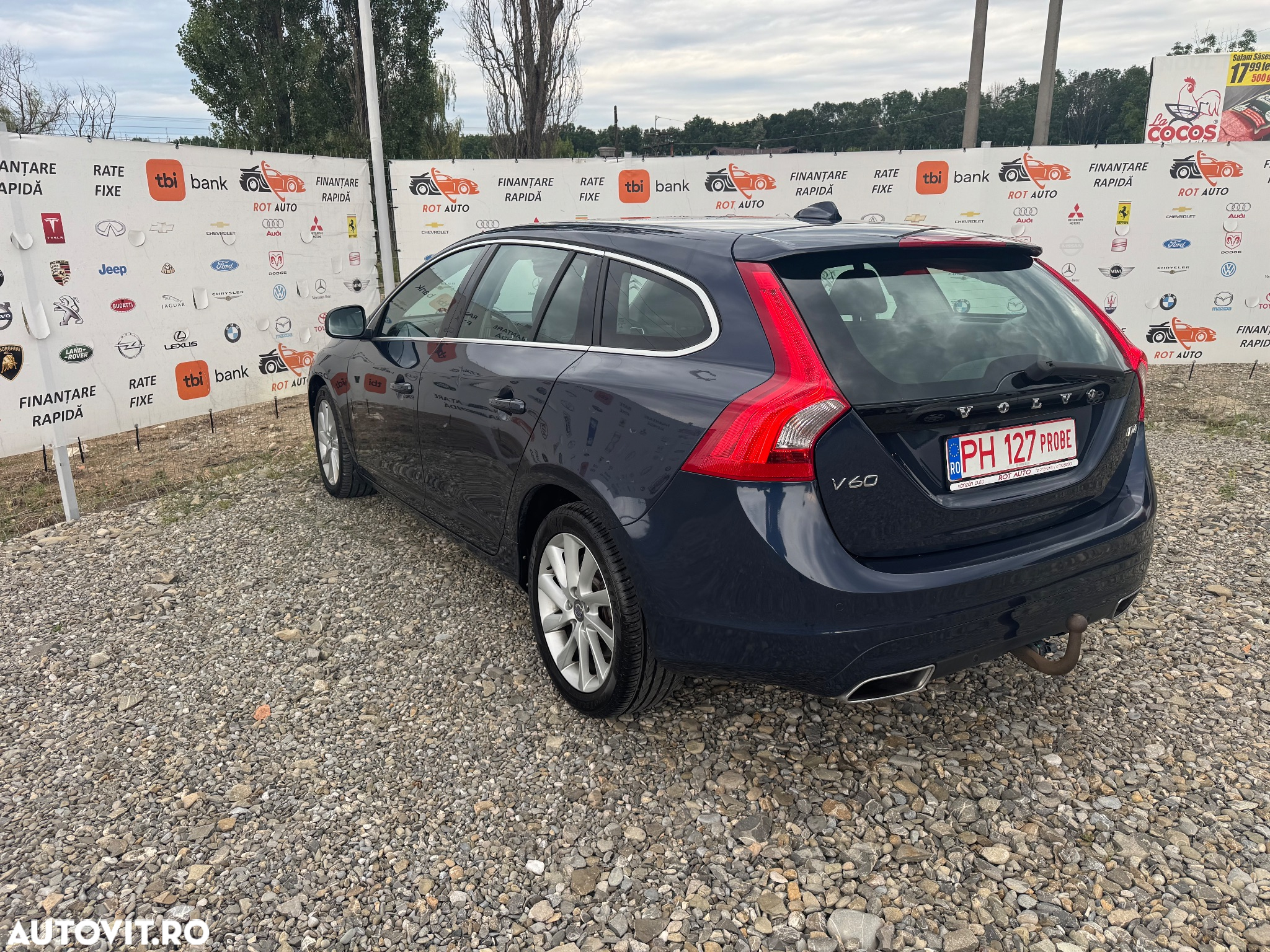 Volvo V60 D4 AWD Geartronic Momentum - 4