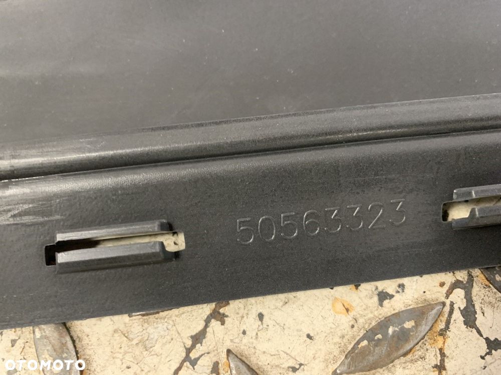 NOWY ORYGINALNY SPOILER ZDERZAKA TYLNEGO TYŁ ALFA ROMEO STELVIO VELOCE 50563323 17-26 - 10