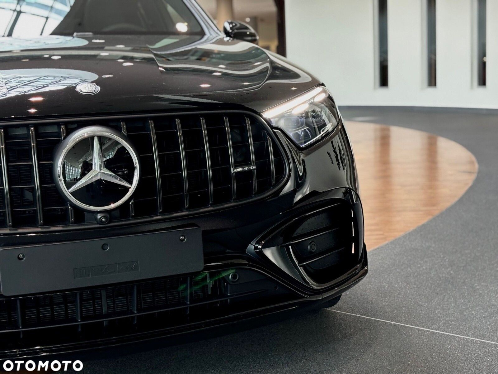 Mercedes-Benz GLC - 3