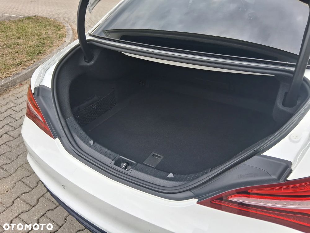 Mercedes-Benz CLA - 5
