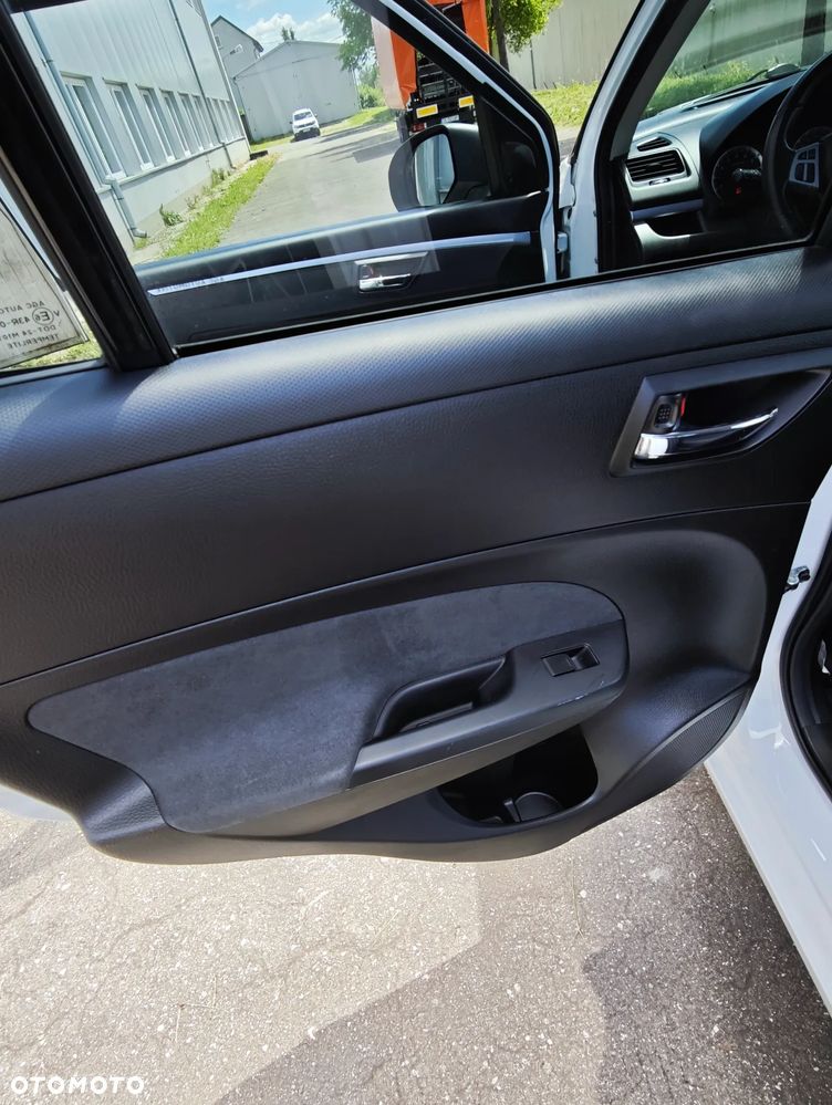Suzuki Swift 1.2 Premium - 3