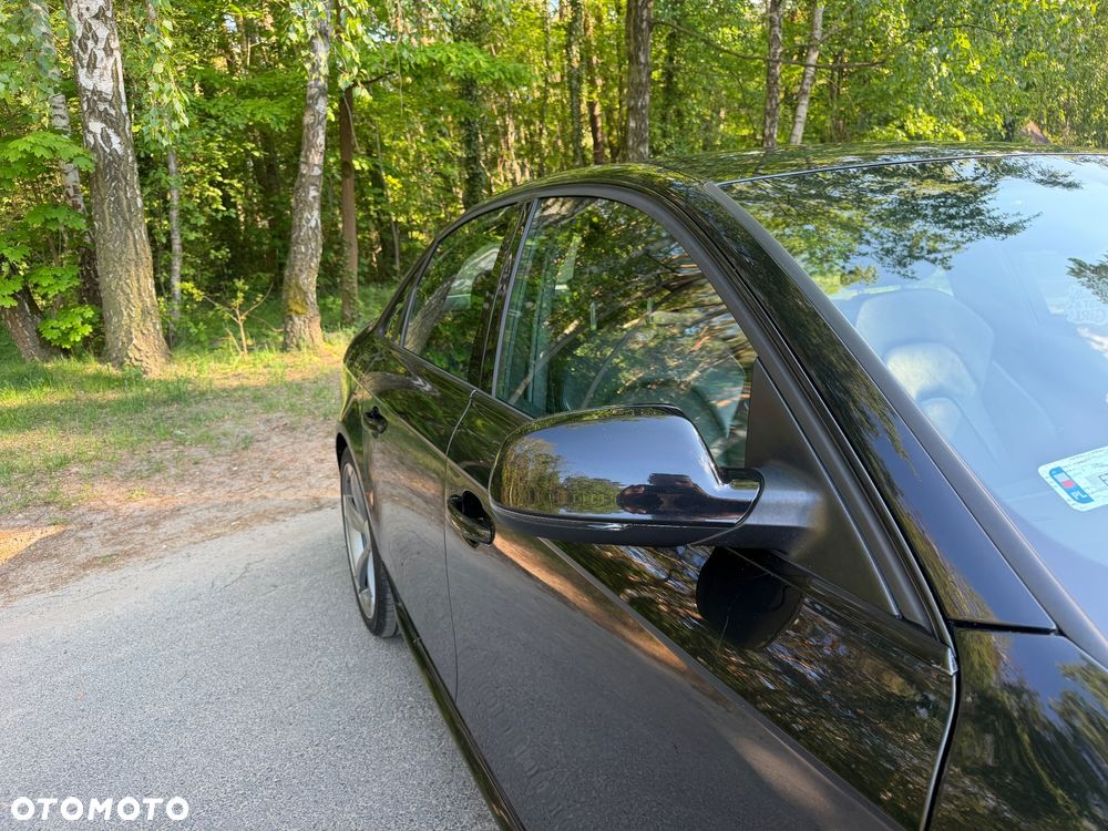 Audi A4 Limousine - 5