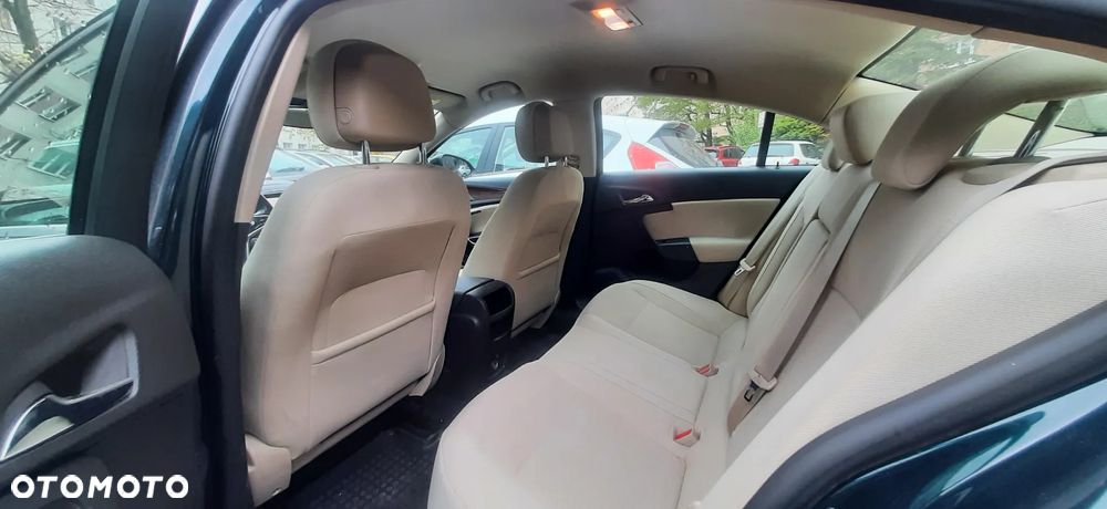 Opel Insignia 1.6 T Edition S&S EU6 - 10