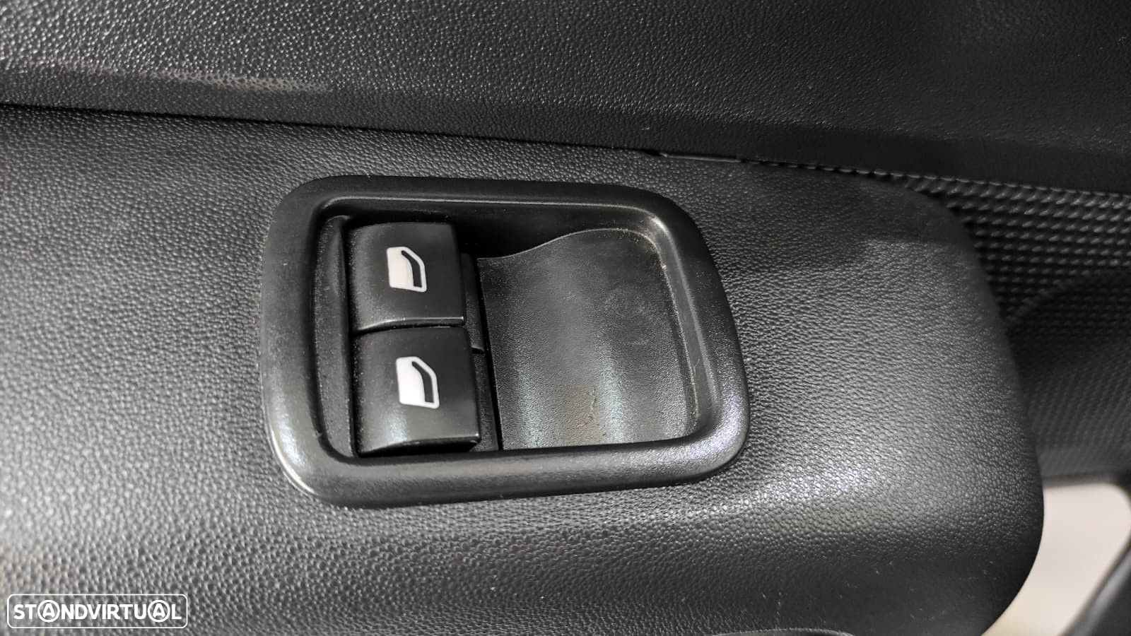 Citroën C3 1.2 PureTech Feel - 40