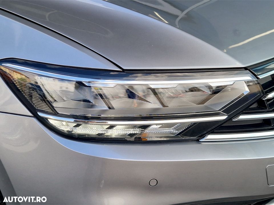Volkswagen Passat - 10