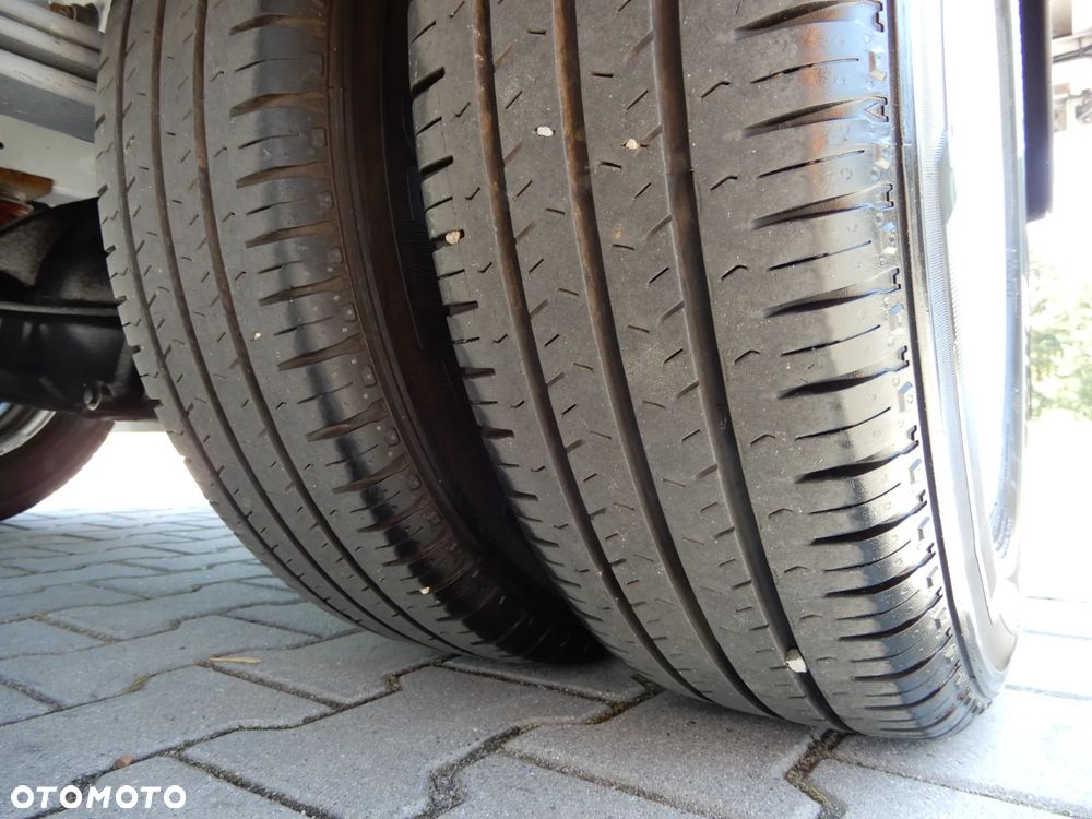 Iveco DAILY 35C16 Bliźniak Kontener 4.26 CM 8 E.Palet JEGGER Boczne Drzwi 800 Kg Ładowność WZMACNIANY 60 Tys Przeb Stan Auta Jak NOWY - 21
