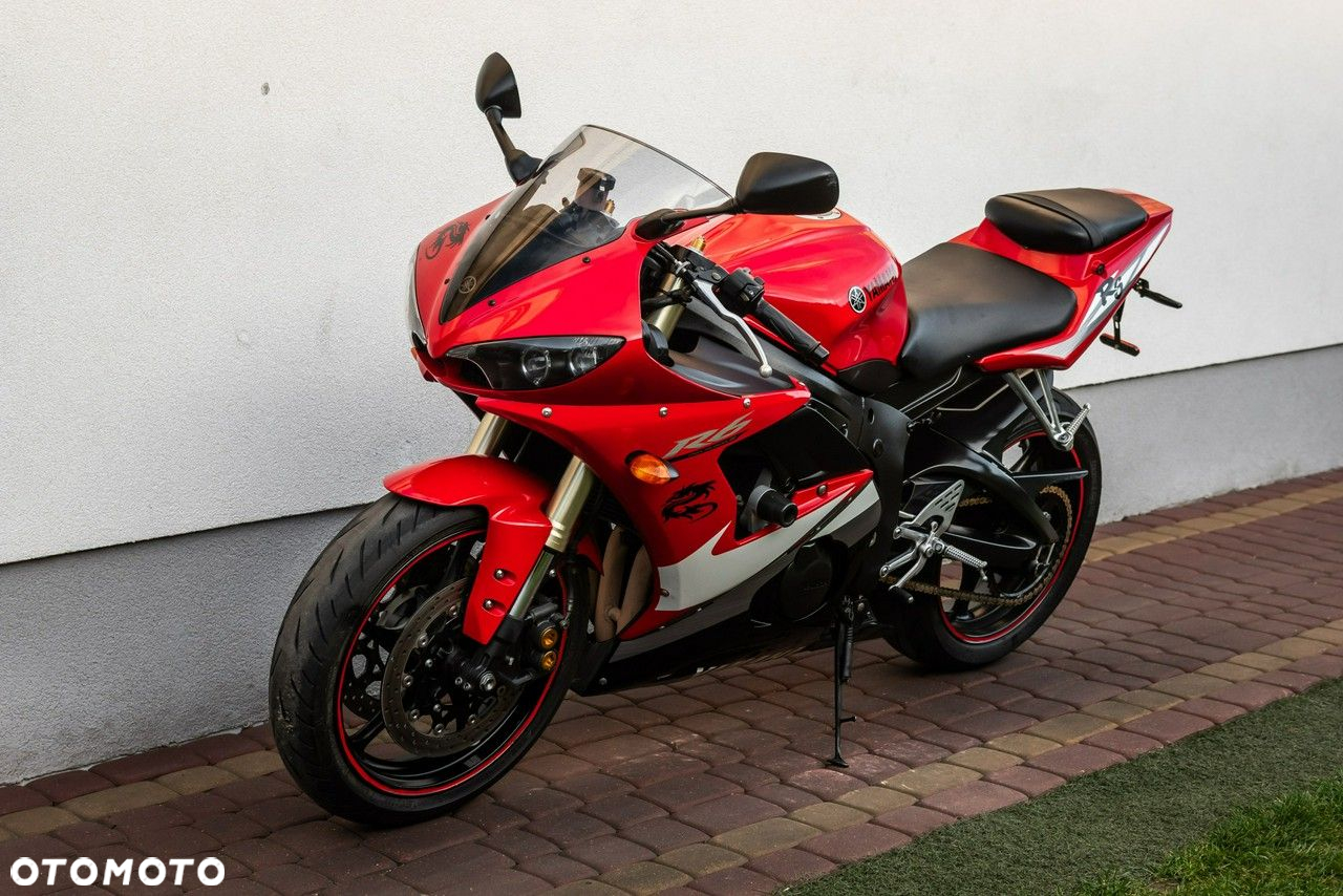 Yamaha R6 - 6