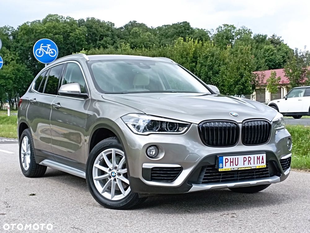 BMW X1 sDrive18d xLine - 11