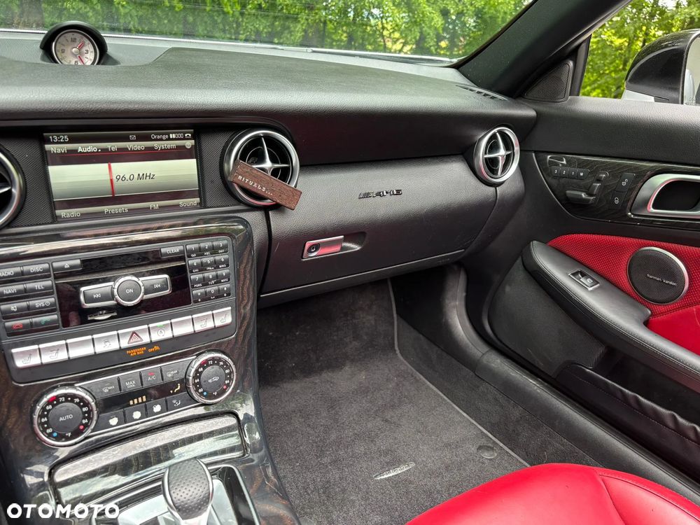 Mercedes-Benz SLK 300 9G-TRONIC - 6