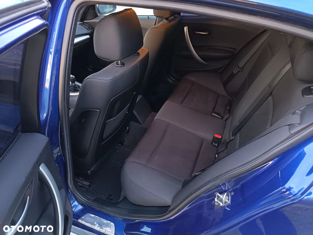 BMW Seria 1 120d DPF - 15