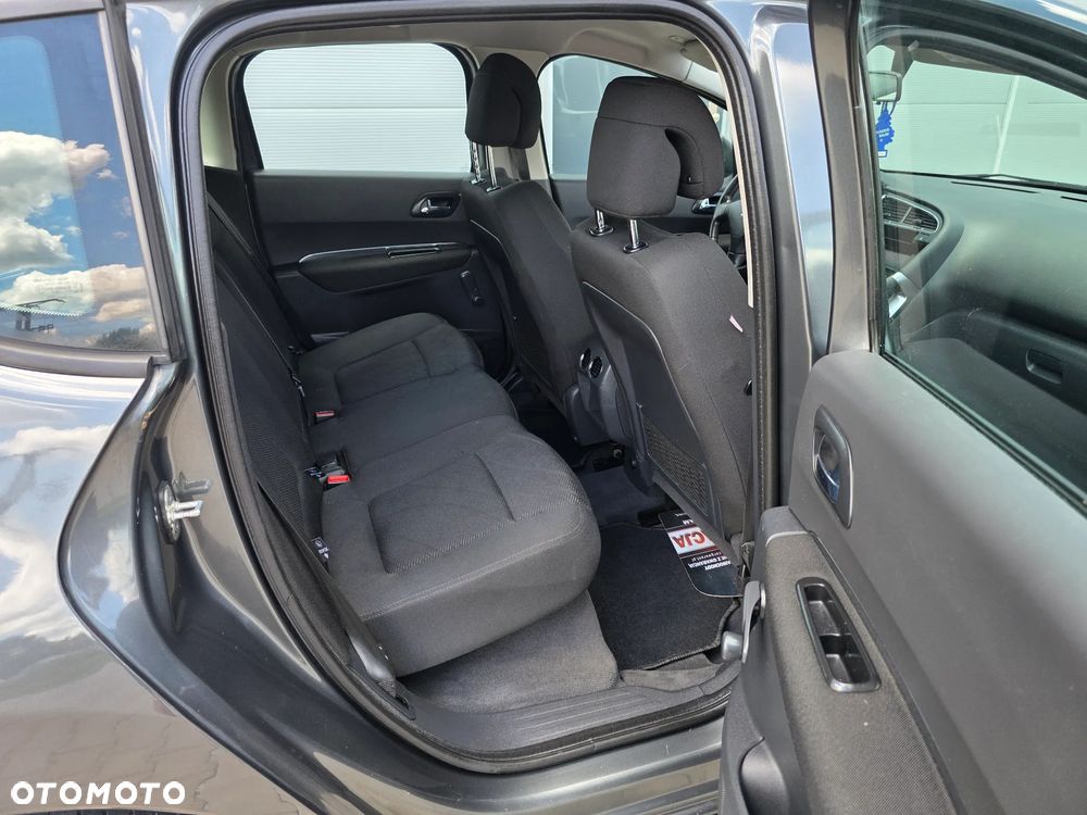 Peugeot 3008 1.6 Active - 17