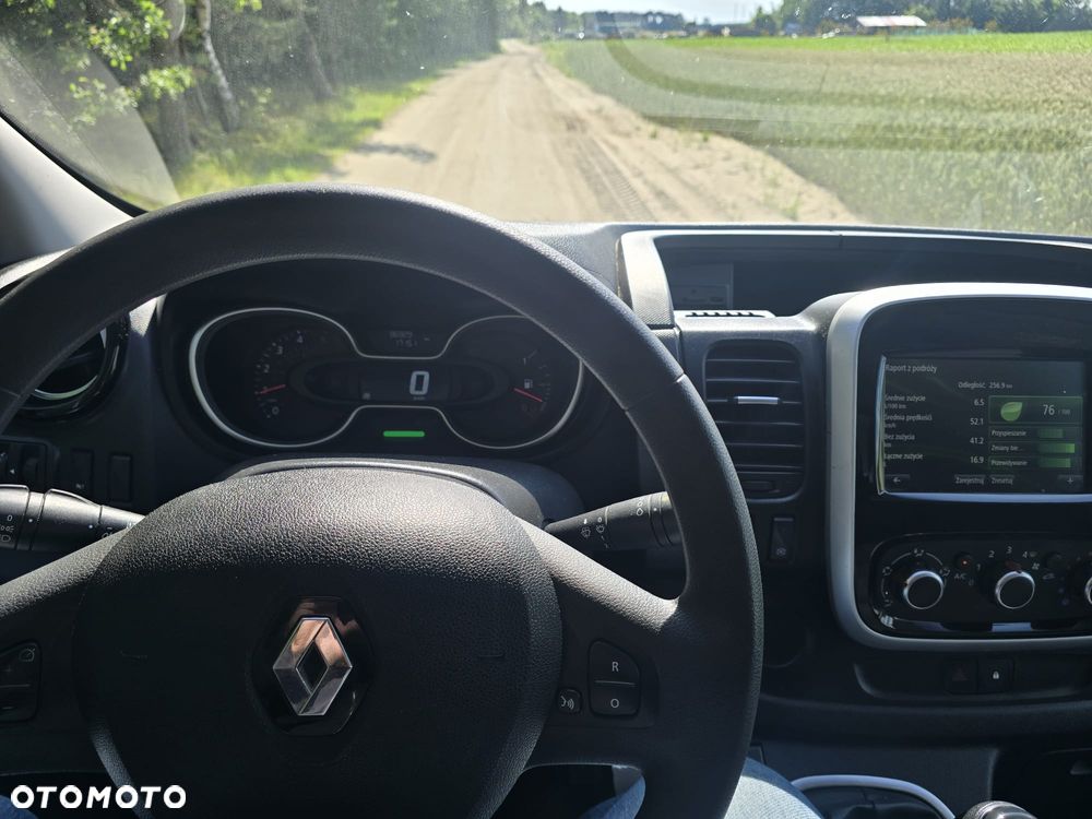Renault Trafic - 11