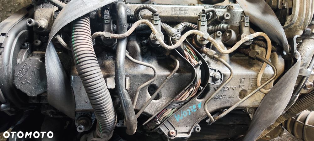 Silnik Volvo 2.4 D5  kompletny