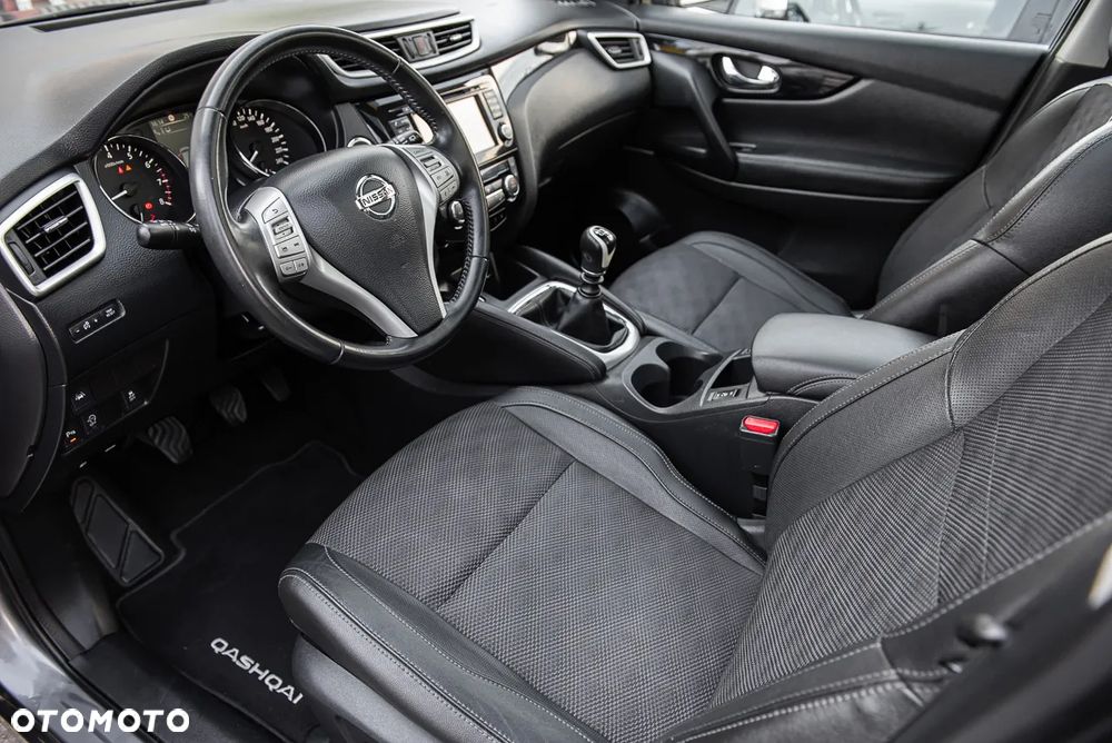 Nissan Qashqai 1.6 DIG-T 360 - 15