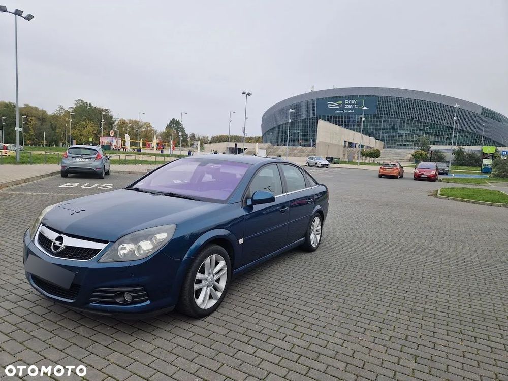 Opel Vectra 1.9 CDTI Sport - 1
